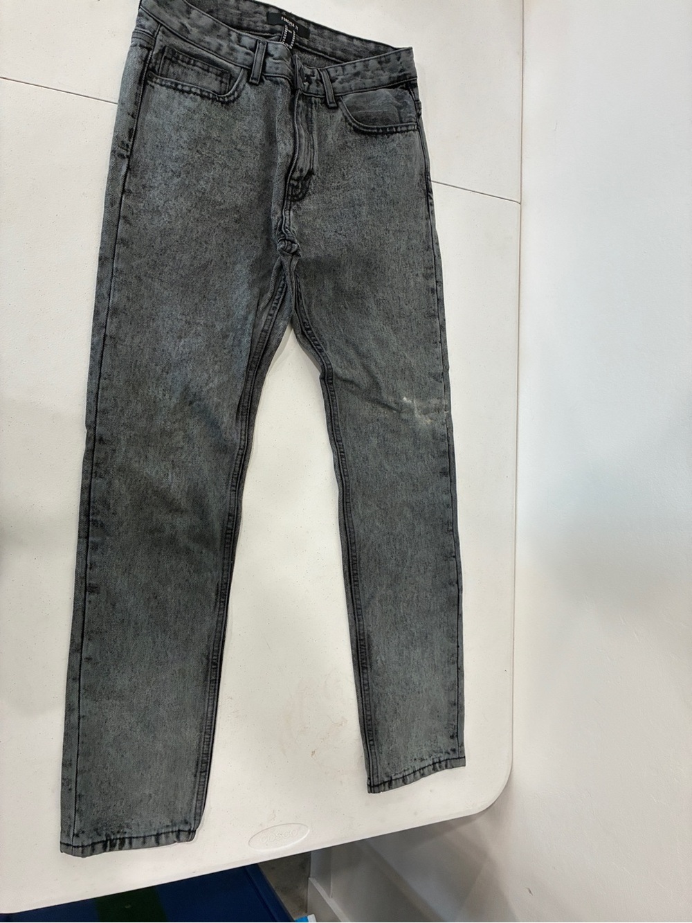 Forever 21 Mens Black Acid Wash Jeans- Size 30